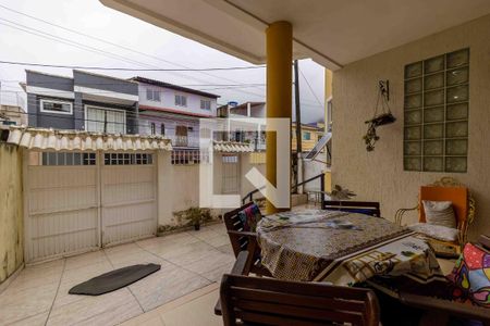 Casa de condomínio à venda com 360m², 4 quartos e 3 vagasEntrada