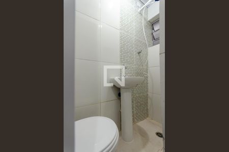 Banheiro de kitnet/studio para alugar com 1 quarto, 20m² em Jardim Maristela, São Paulo