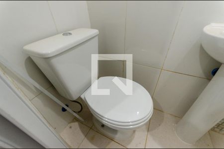 Banheiro de kitnet/studio para alugar com 1 quarto, 20m² em Jardim Maristela, São Paulo