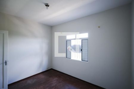 Quarto 1 de apartamento para alugar com 2 quartos, 60m² em Vila Santo Estefano, São Paulo