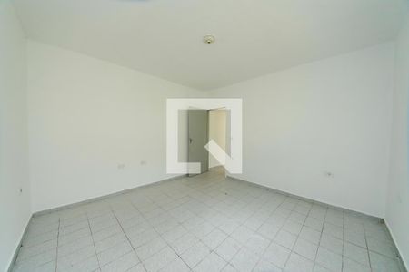 Quarto de casa para alugar com 1 quarto, 50m² em Parque Sao Rafael, São Paulo