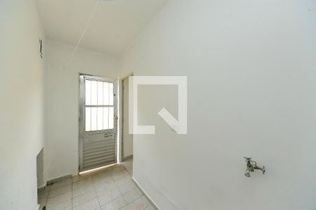 Casa para alugar com 50m², 1 quarto e sem vagaÁrea de Serviço