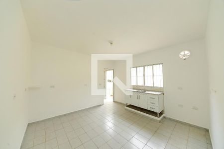 Sala/Cozinha de casa para alugar com 1 quarto, 50m² em Parque Sao Rafael, São Paulo
