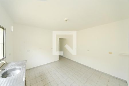 Sala/Cozinha de casa para alugar com 1 quarto, 50m² em Parque Sao Rafael, São Paulo