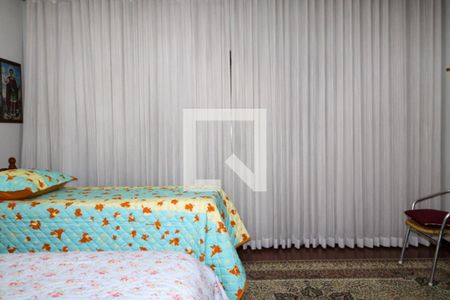 Casa à venda com 280m², 3 quartos e 5 vagasQuarto 1