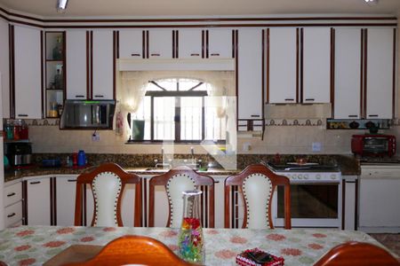 Casa à venda com 280m², 3 quartos e 5 vagasCozinha