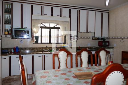 Casa à venda com 280m², 3 quartos e 5 vagasCozinha