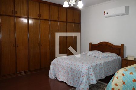 Casa à venda com 280m², 3 quartos e 5 vagasQuarto 1