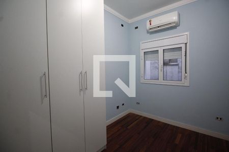 Casa à venda com 348m², 4 quartos e 2 vagasQuarto 1