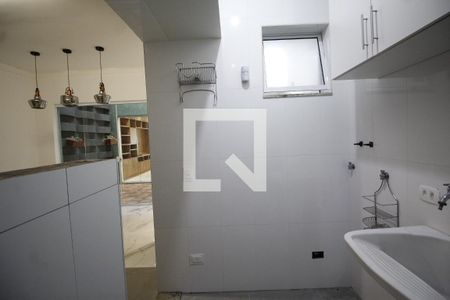 Casa à venda com 348m², 4 quartos e 2 vagasÁrea de Serviço