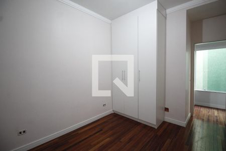 Casa à venda com 348m², 4 quartos e 2 vagasQuarto 2