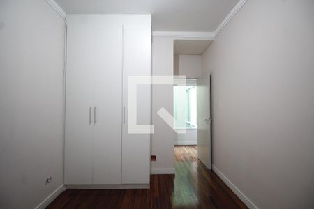 Casa à venda com 348m², 4 quartos e 2 vagasQuarto 2