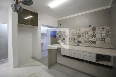 Casa à venda com 348m², 4 quartos e 2 vagasCozinha