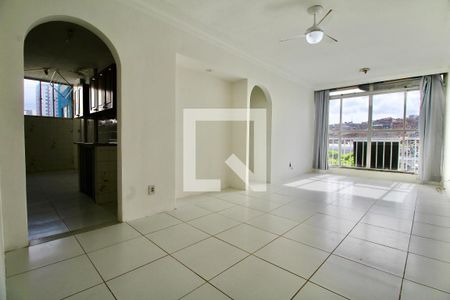 Sala de apartamento para alugar com 3 quartos, 90m² em Brotas, Salvador