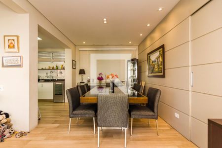 Sala de apartamento à venda com 3 quartos, 142m² em Jardim Europa, São Paulo