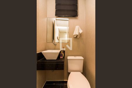 Lavabo de apartamento à venda com 3 quartos, 142m² em Jardim Europa, São Paulo