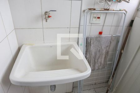 Apartamento para alugar com 47m², 2 quartos e 1 vaga Apartamento para alugar com 47m², 2 quartos e 1 vagaCozinha e Área de Serviço