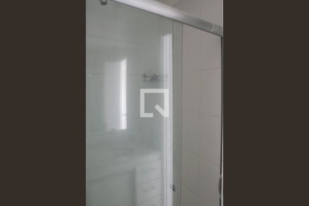 Apartamento para alugar com 47m², 2 quartos e 1 vaga Apartamento para alugar com 47m², 2 quartos e 1 vagaBanheiro