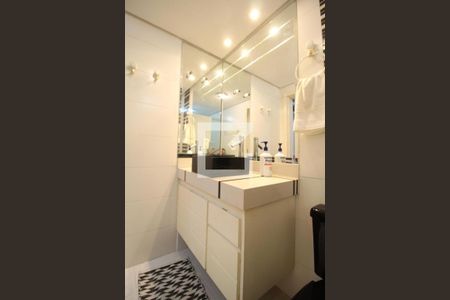 Apartamento à venda com 151m², 3 quartos e 2 vagasBanheiro Quarto 3