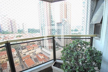 Apartamento à venda com 151m², 3 quartos e 2 vagasVaranda Quarto