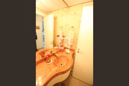 Apartamento à venda com 151m², 3 quartos e 2 vagasLavabo