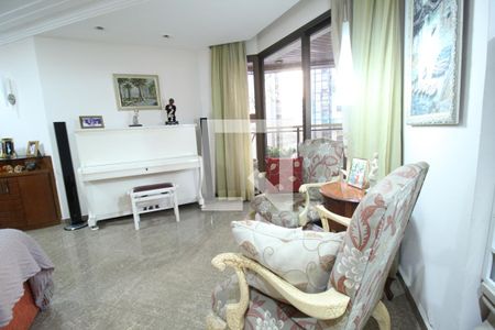 Apartamento à venda com 151m², 3 quartos e 2 vagasSala