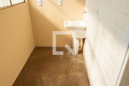 Apartamento à venda com 79m², 2 quartos e 1 vagaÁREA DE SERVIÇO