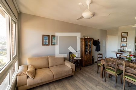 Sala de apartamento à venda com 3 quartos, 86m² em Santana, Porto Alegre