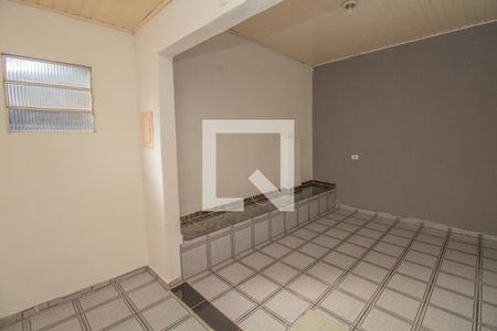 Casa para alugar com 2 quartos, 60m² em Jardim Vila Formosa, São Paulo
