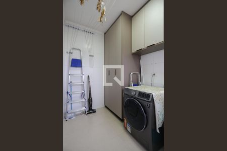 Apartamento para alugar com 153m², 3 quartos e 3 vagas Apartamento para alugar com 153m², 3 quartos e 3 vagasÁrea de serviço