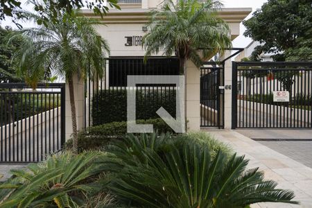 Apartamento para alugar com 153m², 3 quartos e 3 vagas Apartamento para alugar com 153m², 3 quartos e 3 vagasFachada do condomínio