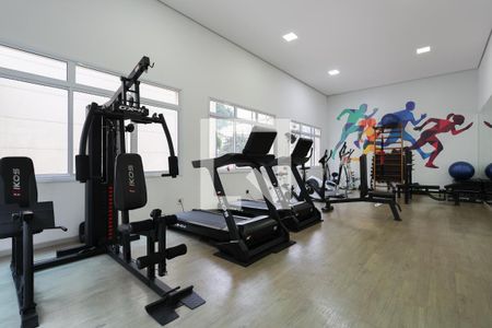 Apartamento para alugar com 153m², 3 quartos e 3 vagas Apartamento para alugar com 153m², 3 quartos e 3 vagasÁrea comum - Academia