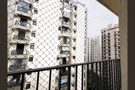 Sala, vista aberta  de apartamento para alugar com 1 quarto, 45m² em Moema, São Paulo