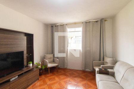 Sala de casa para alugar com 3 quartos, 450m² em Lindóia, Curitiba