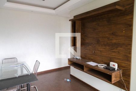 Sala de apartamento para alugar com 2 quartos, 58m² em Água Chata, Guarulhos