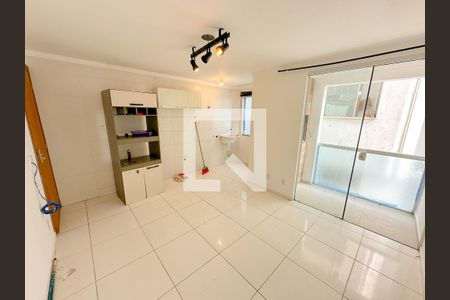 Sala de apartamento para alugar com 2 quartos, 55m² em Ingleses do Rio Vermelho, Florianópolis