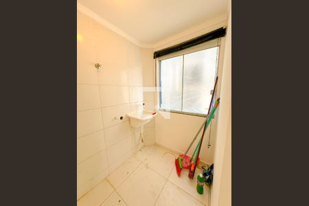 Apartamento para alugar com 55m², 2 quartos e 1 vagaCozinha e Área de Serviço