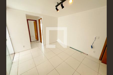 Sala de apartamento para alugar com 2 quartos, 55m² em Ingleses do Rio Vermelho, Florianópolis