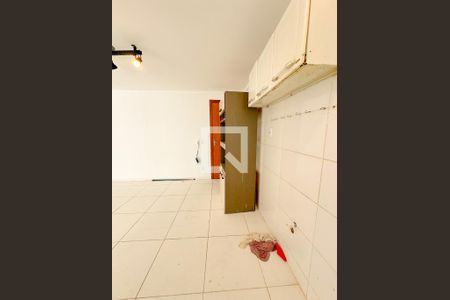 Apartamento para alugar com 55m², 2 quartos e 1 vagaCozinha e Área de Serviço