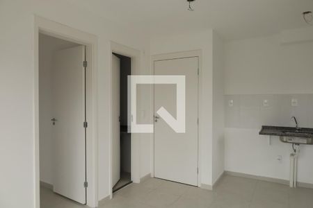 Sala de apartamento à venda com 2 quartos, 35m² em Vila Carmosina, São Paulo