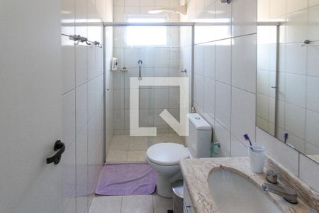 Casa de condomínio à venda com 170m², 3 quartos e 2 vagasBanheiro Social 