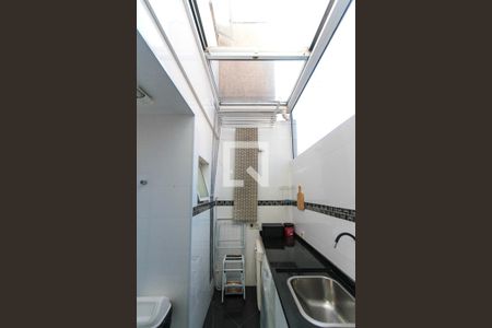 Casa de condomínio à venda com 170m², 3 quartos e 2 vagasÁrea de Serviço