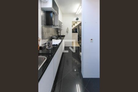 Casa de condomínio à venda com 170m², 3 quartos e 2 vagasÁrea de Serviço