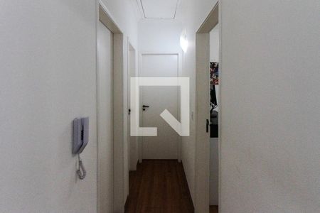 Casa de condomínio à venda com 170m², 3 quartos e 2 vagasCorredor