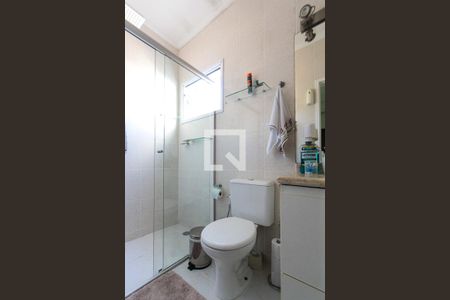 Casa de condomínio à venda com 170m², 3 quartos e 2 vagasBanheiro da Suíte