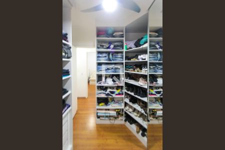 Casa de condomínio à venda com 170m², 3 quartos e 2 vagasQuarto 02