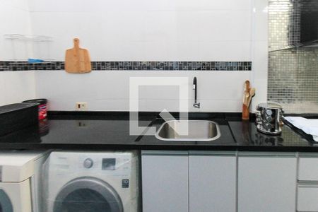 Casa de condomínio à venda com 170m², 3 quartos e 2 vagasÁrea de Serviço