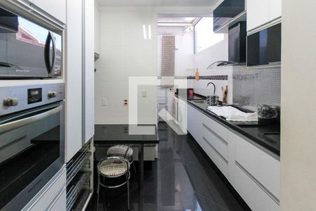 Casa de condomínio à venda com 170m², 3 quartos e 2 vagasCozinha