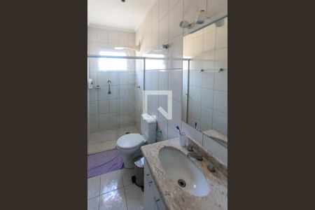 Casa de condomínio à venda com 170m², 3 quartos e 2 vagasBanheiro Social 