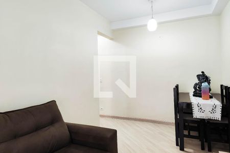 Sala de apartamento à venda com 2 quartos, 45m² em Vila Homero Thon, Santo André